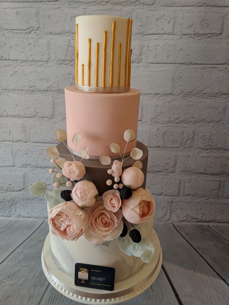 Cake — 2020 · 004